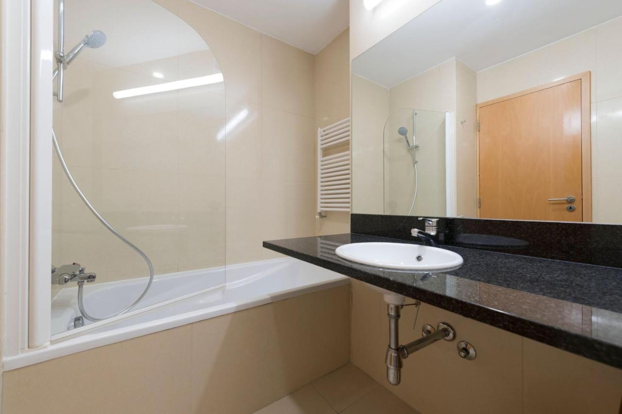 Lovelystay - Oporto Beach Apartment With 2 Free Parking Spots Matosinhos  Εξωτερικό φωτογραφία